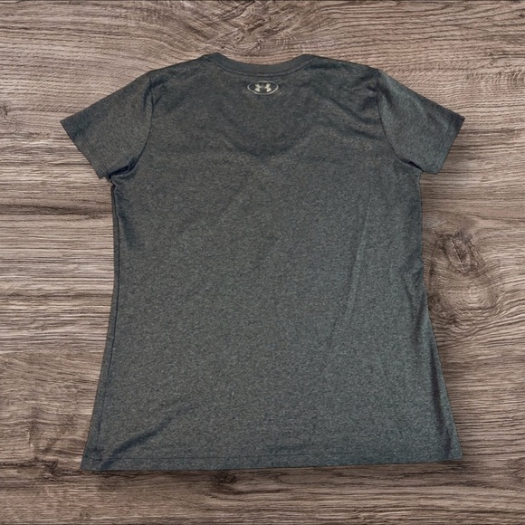 Under Armour Medium Loose Fit HeatGear Women's Activewear Charcoal V-Neck Tee - Picture 2 of 3